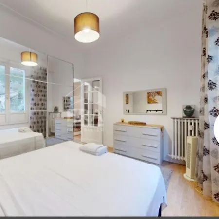 Rum i privatbostad Flat